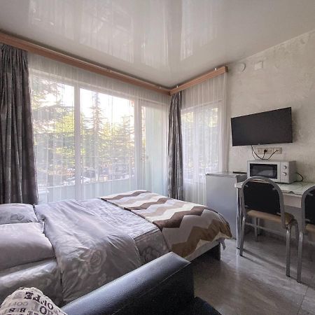 Apartment Studio Maksim Batumi Eksteriør billede