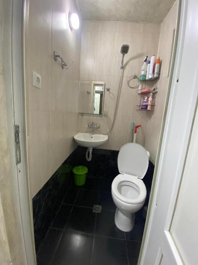 Apartment Studio Maksim Batumi Eksteriør billede