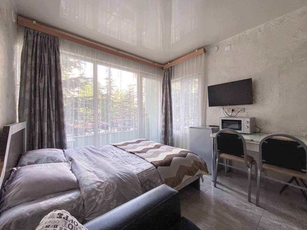 Apartment Studio Maksim Batumi Eksteriør billede